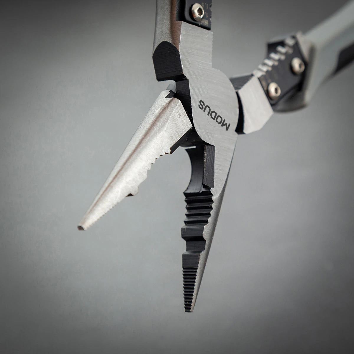 Super Alloy Wire Cutters Wire Stripper Demolisher Pliers Universal Needle Nose Pliers Electrician Metalworking Professional Tool