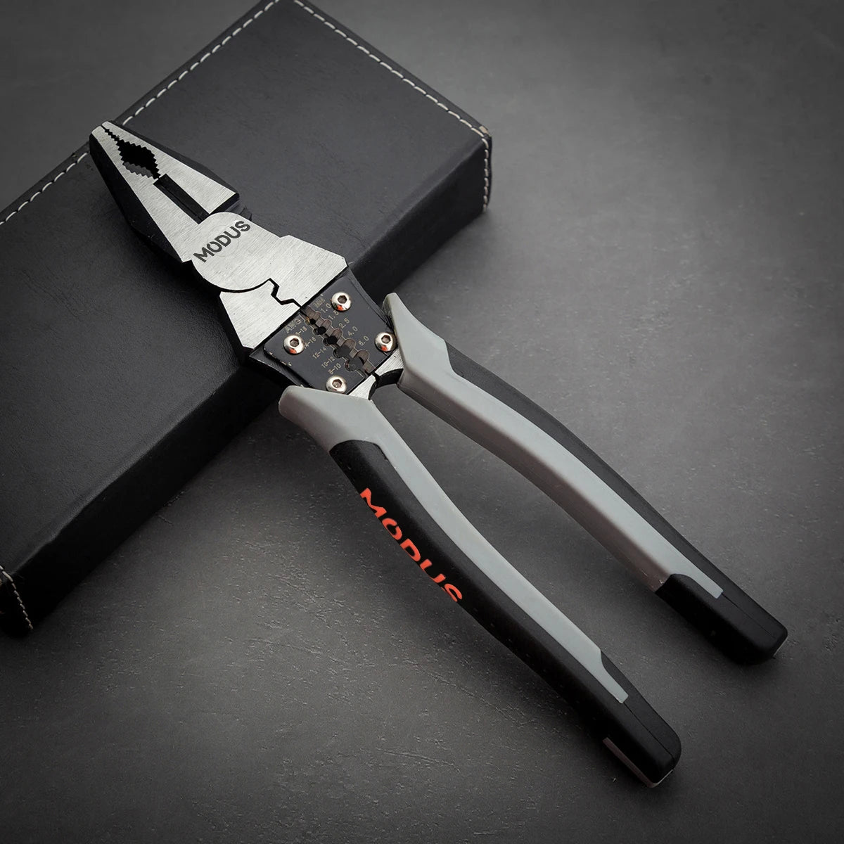 Super Alloy Wire Cutters Wire Stripper Demolisher Pliers Universal Needle Nose Pliers Electrician Metalworking Professional Tool